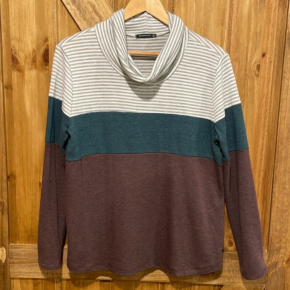 Staccato Stripped Sweater M